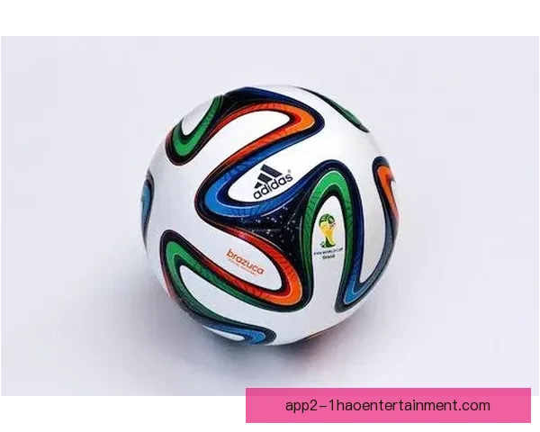 2026世界杯官方发布全新高科技智能比赛用球引领足球新风潮